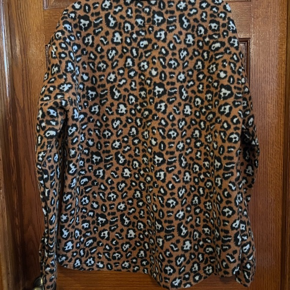 Simply Southern Large Cheetah Print Button Down Thick Shirt - Picture 4 of 6
